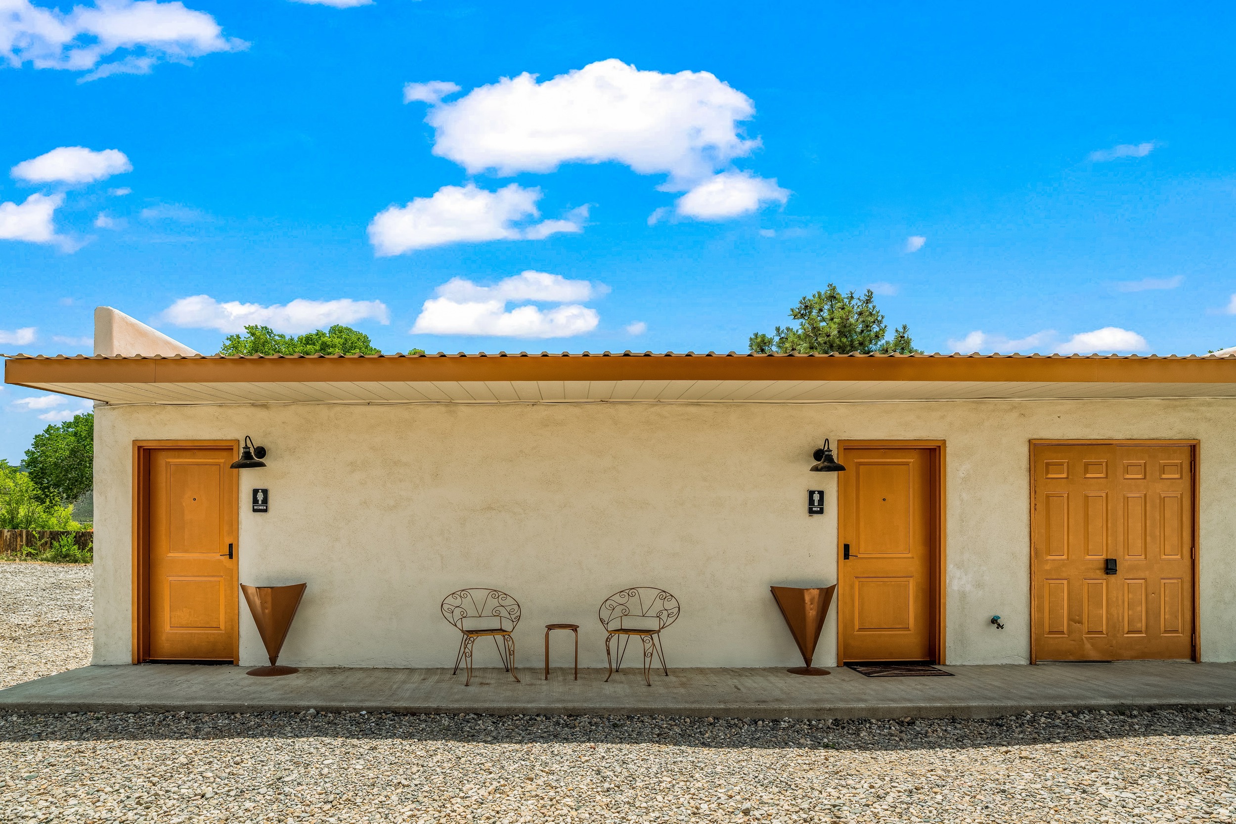 141 luxx lodge taos photo by viewlio 141 1