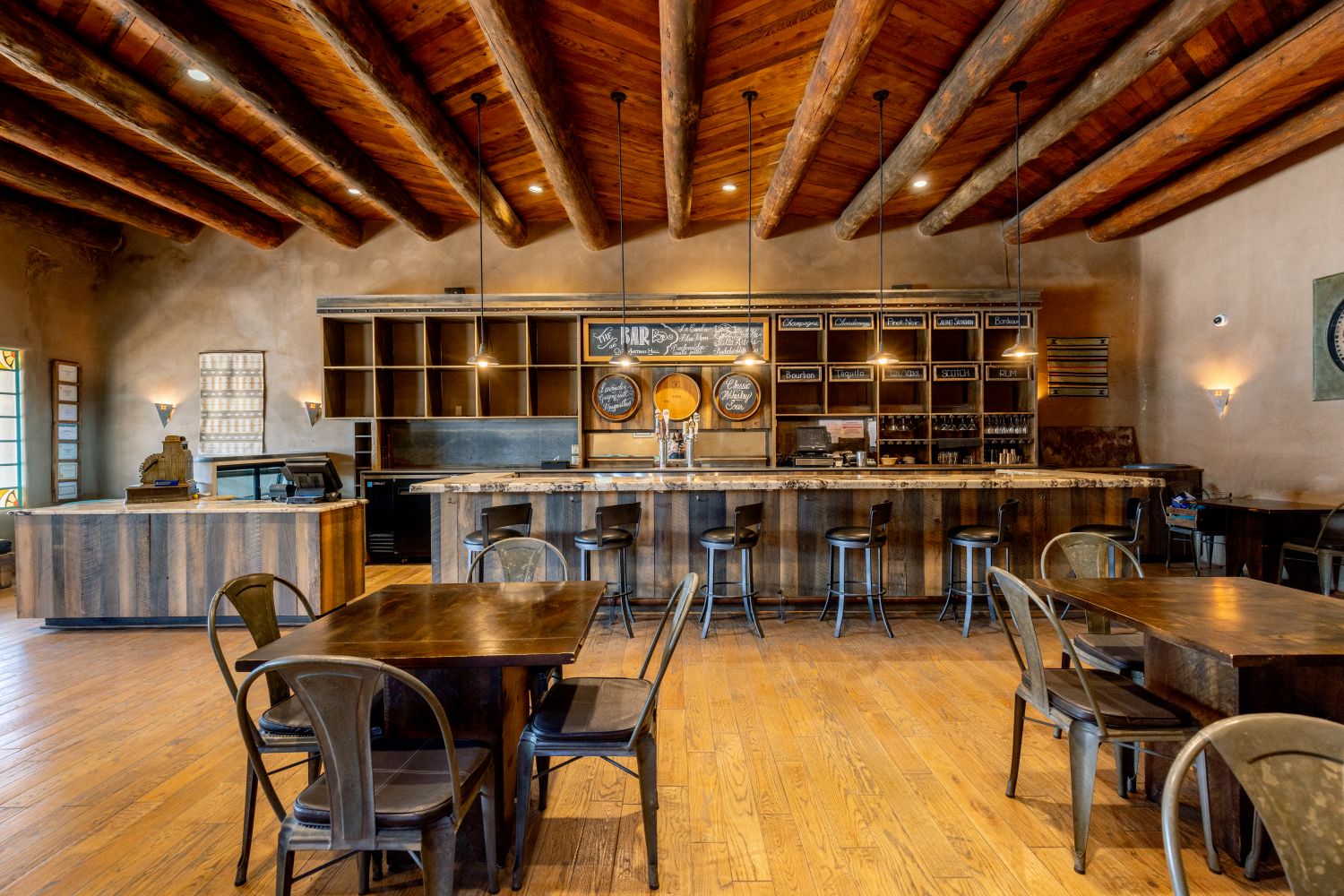 OldMartinezInteriors 7 1